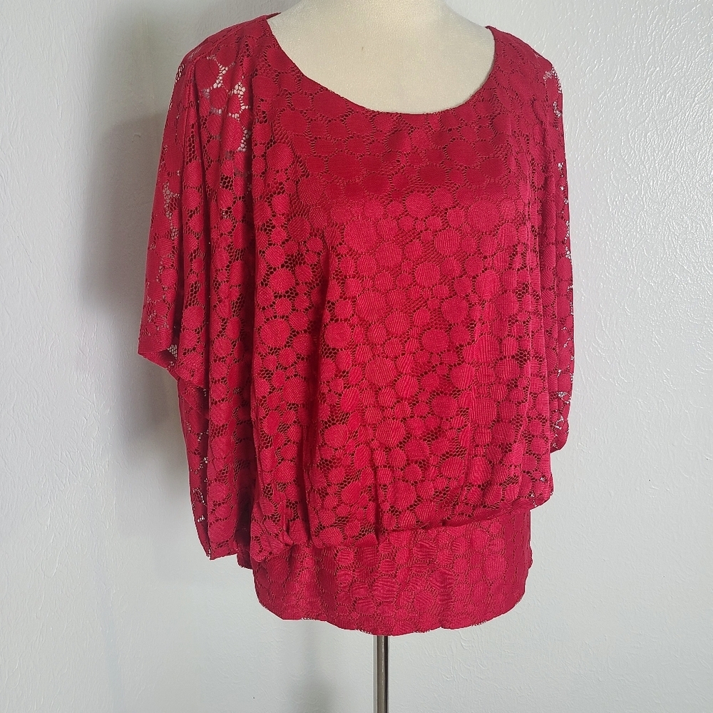 Valerie Stevens Vibrant Red Lace Flowy Blouse, Batwing Sleeves, Size Large